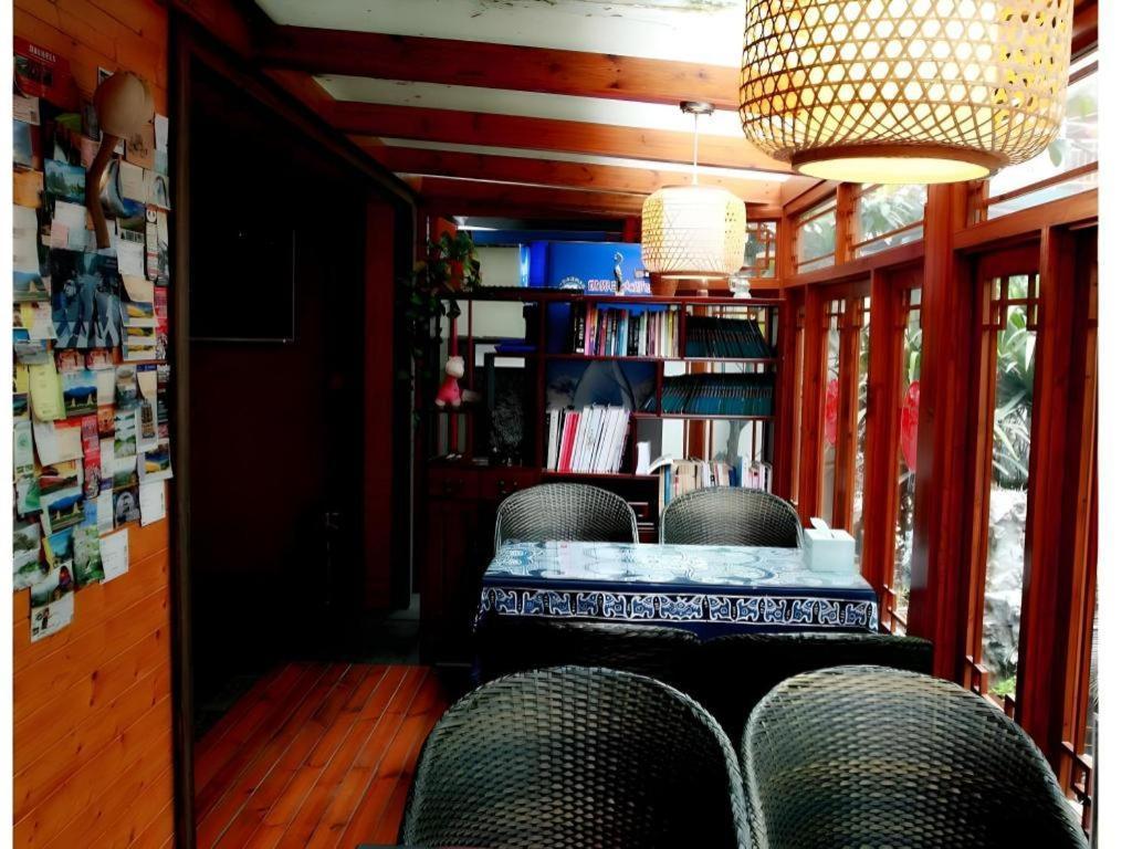 Parkside Hostel Гуйлинь Экстерьер фото